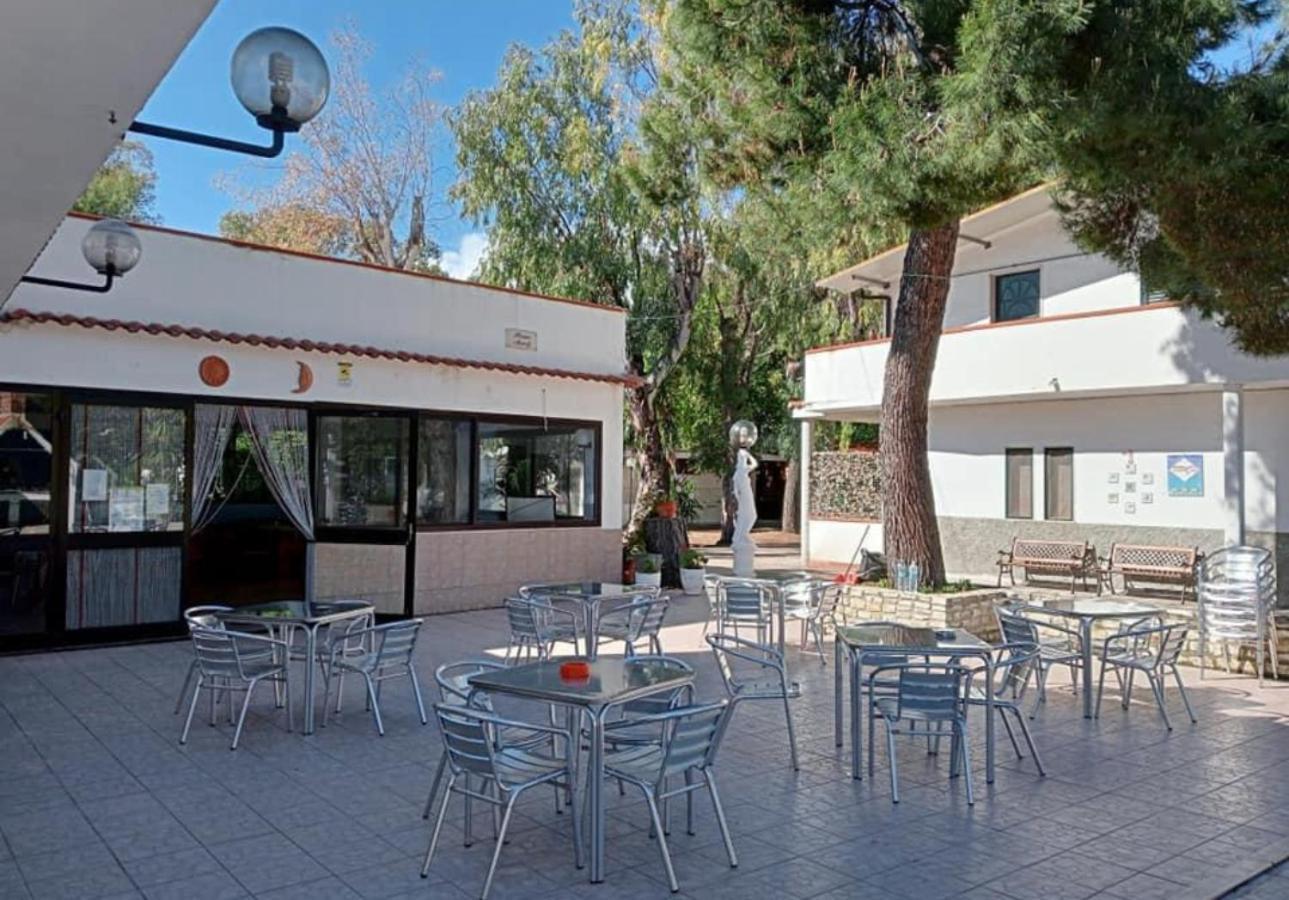 Viola Club Village & Camping Foce Varano Exterior foto